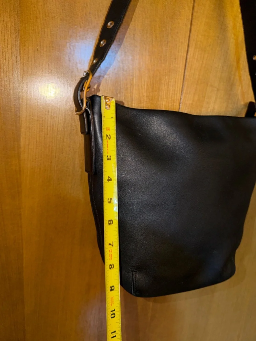 Coach Black Leather Bucket Bag Adjustable Strap Shoulder Hobo - Style 9186 - Picture 5 of 15